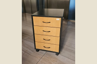 Atvilktņu bloks ar 4 atvilktnēm/ melnajā rāmī