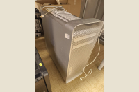 APPLE PRO 2011 32gb (nav video kartes)