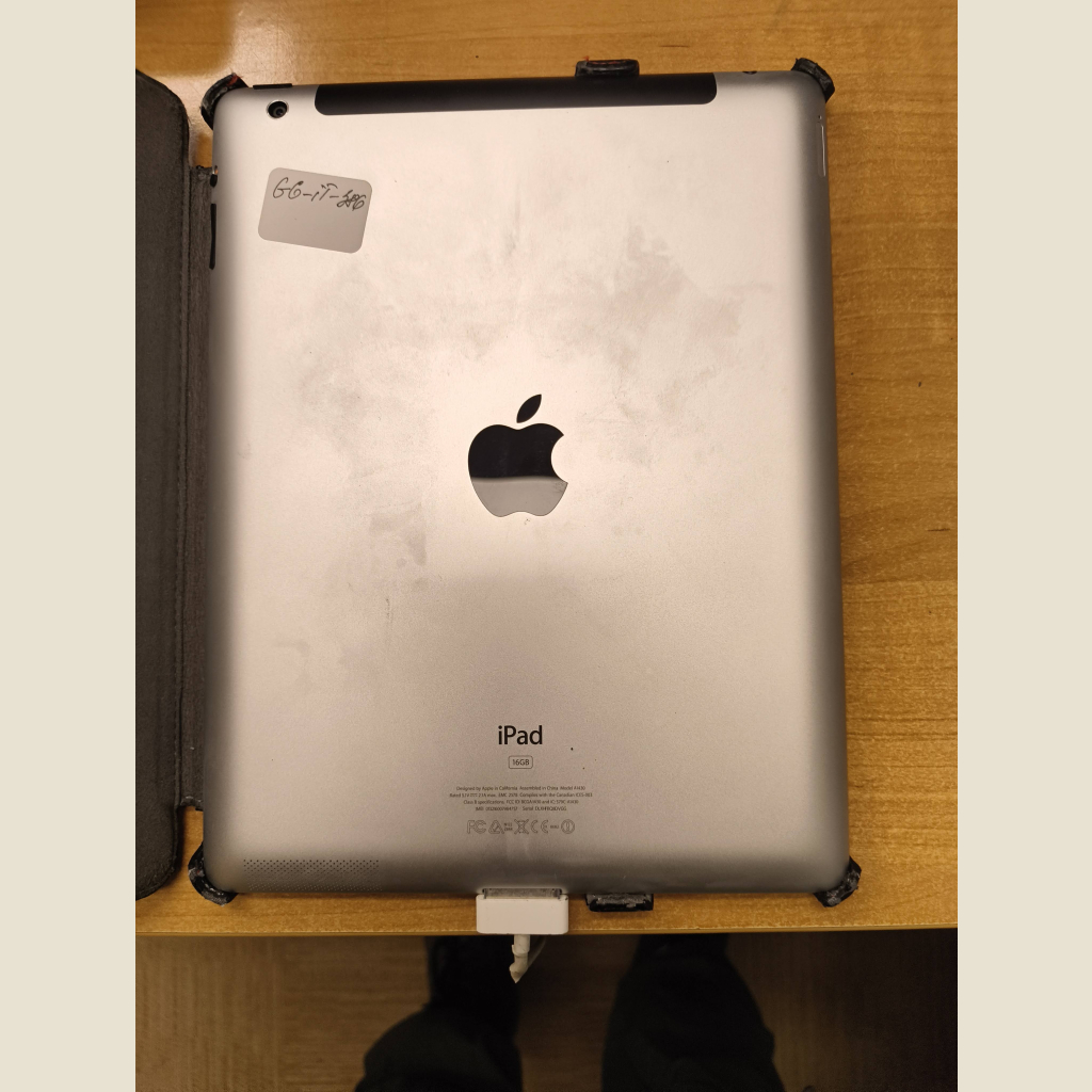 I-PAD 16GB A1430