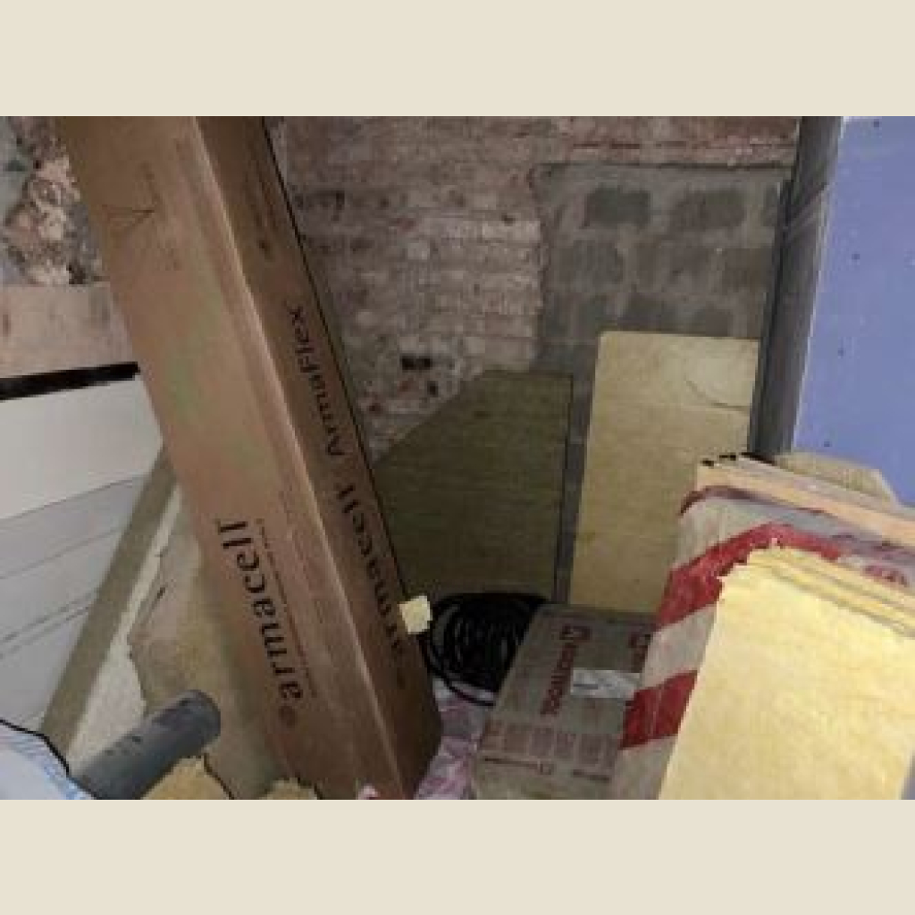 PVC caurules kabeļiem
