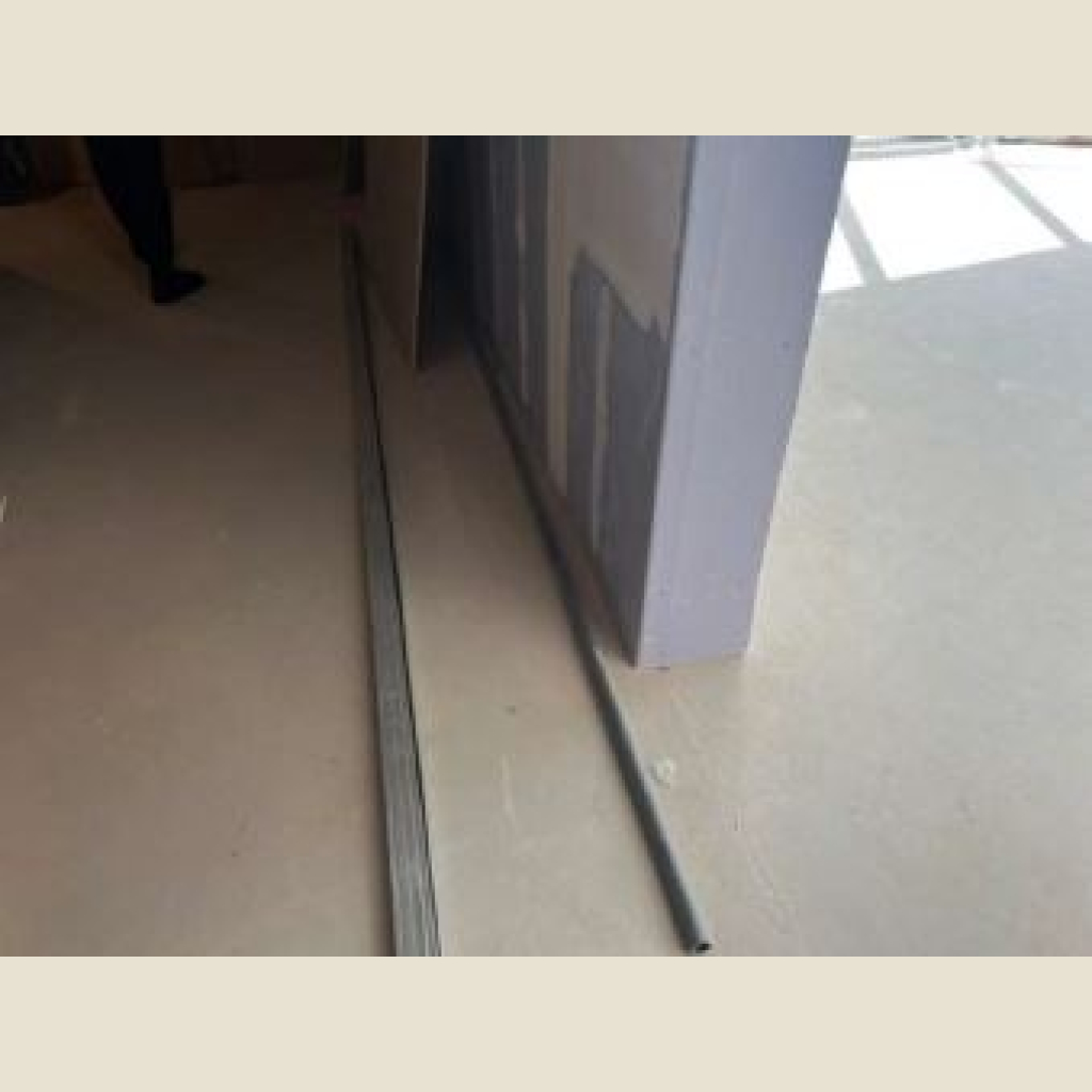 PVC U caurule