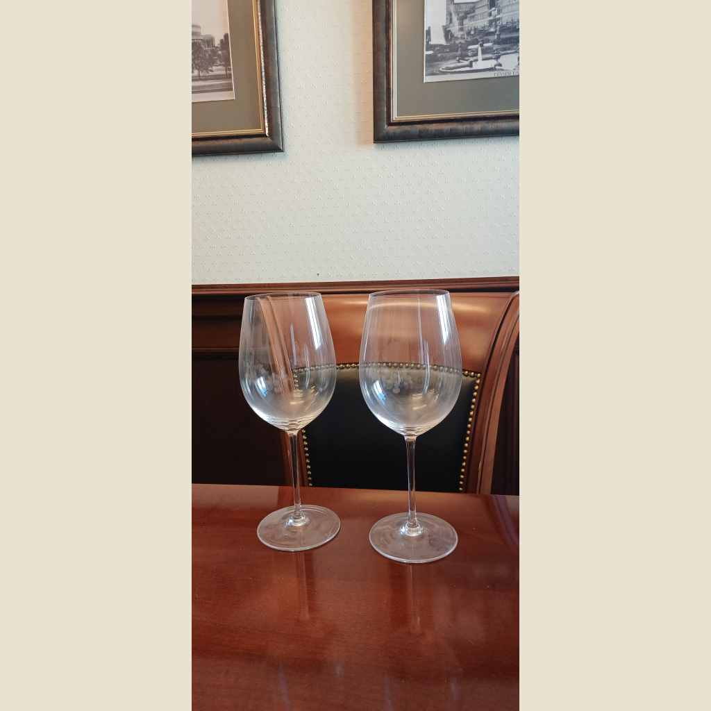Sarkanvīna glāzes Riedel